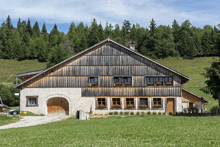 Façade antérieure. © Sonia Dourlot / Région Bourgogne-Franche-Comté, Inventaire du patrimoine - 2017 Façade antérieure. © Sonia Dourlot / Région Bourgogne-Franche-Comté, Inventaire du patrimoine - 2017