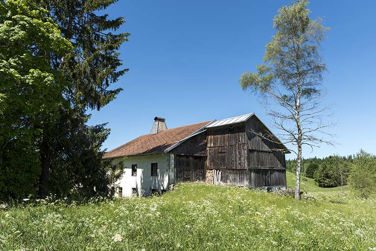 Façades sud et est. © Sonia Dourlot / Région Bourgogne-Franche-Comté, Inventaire du patrimoine - 2017 Façades sud et est. © Sonia Dourlot / Région Bourgogne-Franche-Comté, Inventaire du patrimoine - 2017