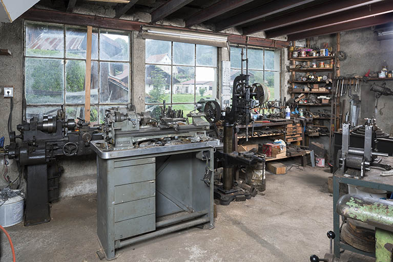 Atelier de mécanique : vue d'ensemble de l'intérieur. © Sonia Dourlot / Région Bourgogne-Franche-Comté, Inventaire du patrimoine - 2017