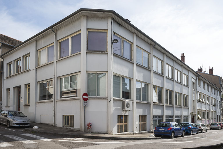 Vue depuis l'angle de la rue des Villas. © Jérôme Mongreville / Région Bourgogne-Franche-Comté, Inventaire du patrimoine - 2017