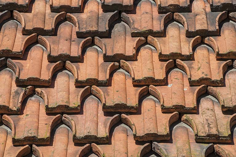 Couverture en tuile dite "violon". © Jérôme Mongreville / Région Bourgogne-Franche-Comté, Inventaire du patrimoine - 2017