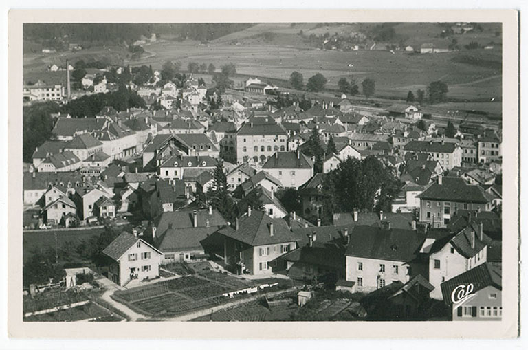 6 Morteau - Vue générale [depuis le nord], 3e quart 20e siècle [entre 1949 et 1953]. © Laurent Poupard / Région Bourgogne-Franche-Comté, Inventaire du patrimoine - 2017