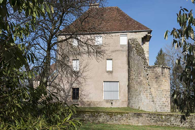 château © Jérôme Mongreville / Région Bourgogne-Franche-Comté, Inventaire du patrimoine - 2017 château © Jérôme Mongreville / Région Bourgogne-Franche-Comté, Inventaire du patrimoine - 2017