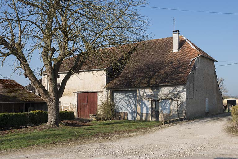 Ferme à Mercey. © Jérôme Mongreville / Région Bourgogne-Franche-Comté, Inventaire du patrimoine - 2017 Ferme à Mercey. © Jérôme Mongreville / Région Bourgogne-Franche-Comté, Inventaire du patrimoine - 2017