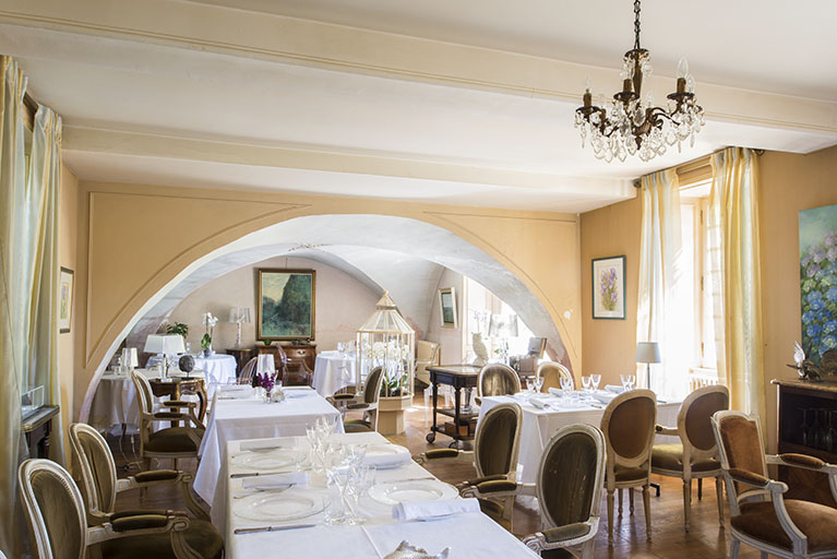 La salle à manger, vue générale. © Jérôme Mongreville / Région Bourgogne-Franche-Comté, Inventaire du patrimoine - 2017 La salle à manger, vue générale. © Jérôme Mongreville / Région Bourgogne-Franche-Comté, Inventaire du patrimoine - 2017