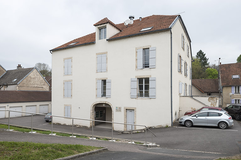 Façade postérieure. © Jérôme Mongreville / Région Bourgogne-Franche-Comté, Inventaire du patrimoine - 2017