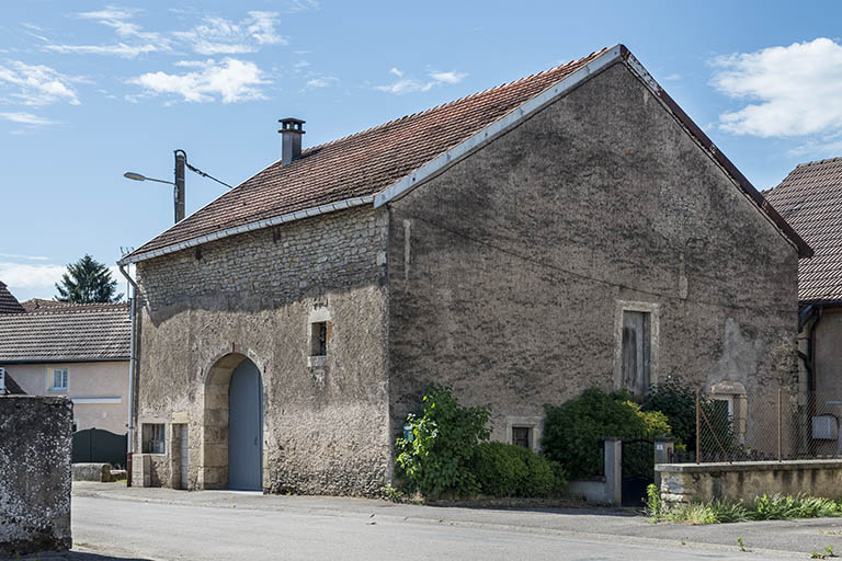 Ferme. © Jérôme Mongreville / Région Bourgogne-Franche-Comté, Inventaire du patrimoine - 2017 Ferme. © Jérôme Mongreville / Région Bourgogne-Franche-Comté, Inventaire du patrimoine - 2017