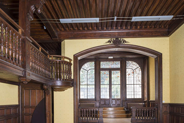 Vue partielle de la salle de bal : la verrière côté cour. © Jérôme Mongreville / Région Bourgogne-Franche-Comté, Inventaire du patrimoine - 2017