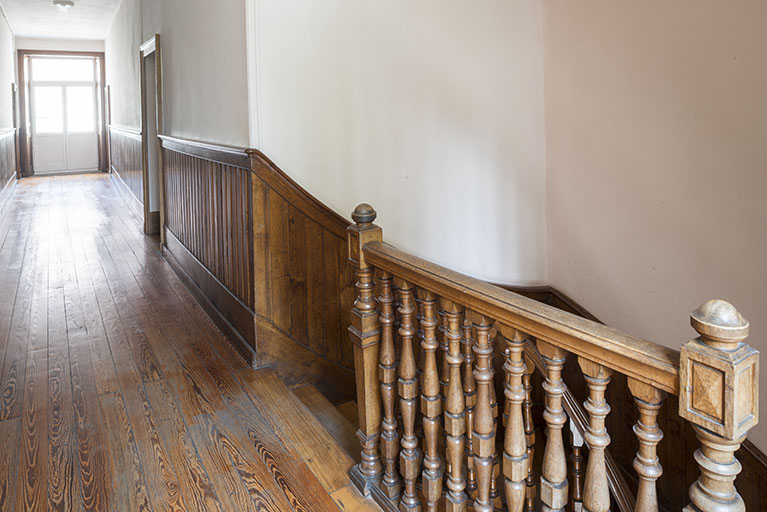 Le couloir central, premier étage. © Jérôme Mongreville / Région Bourgogne-Franche-Comté, Inventaire du patrimoine - 2017