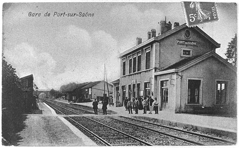 La gare, carte postale. © Guillaume Gézolme / Région Bourgogne-Franche-Comté, Inventaire du patrimoine - 2017
