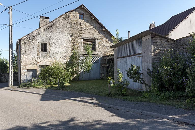 Façade antérieure. © Sonia Dourlot / Région Bourgogne-Franche-Comté, Inventaire du patrimoine - 2017