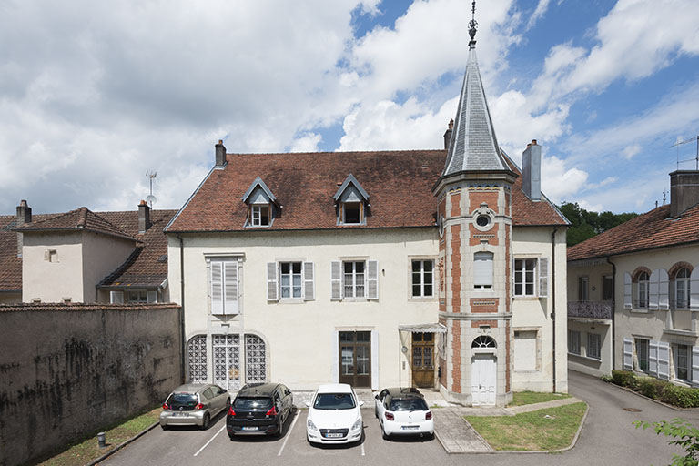 La façade postérieure. © Jérôme Mongreville / Région Bourgogne-Franche-Comté, Inventaire du patrimoine - 2017