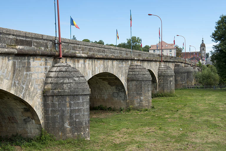 Le pont au niveau de Saint-Valère. © Jérôme Mongreville / Région Bourgogne-Franche-Comté, Inventaire du patrimoine - 2017