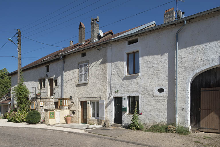 Vue de trois-quart. © Jérôme Mongreville / Région Bourgogne-Franche-Comté, Inventaire du patrimoine - 2017