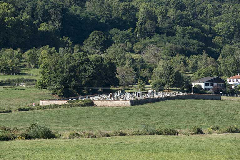 Vue générale du cimetière. © Jérôme Mongreville / Région Bourgogne-Franche-Comté, Inventaire du patrimoine - 2017