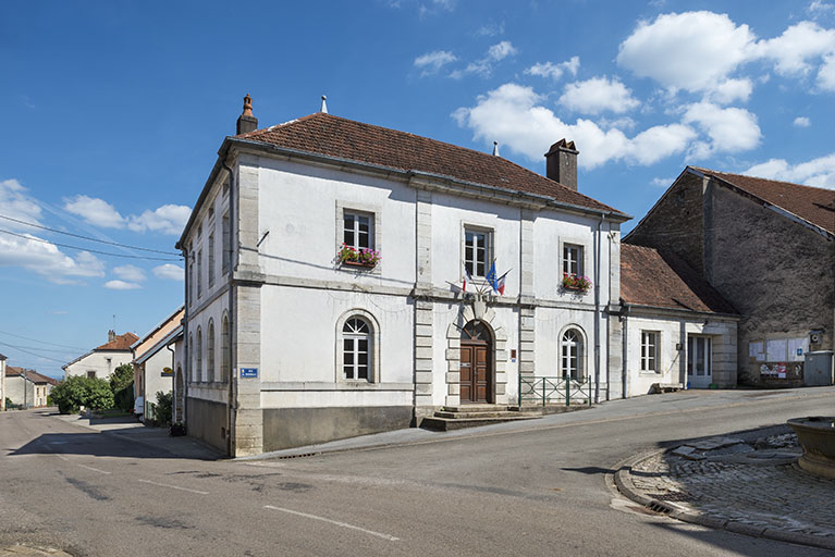 Vue depuis la Grande Rue. © Jérôme Mongreville / Région Bourgogne-Franche-Comté, Inventaire du patrimoine - 2017