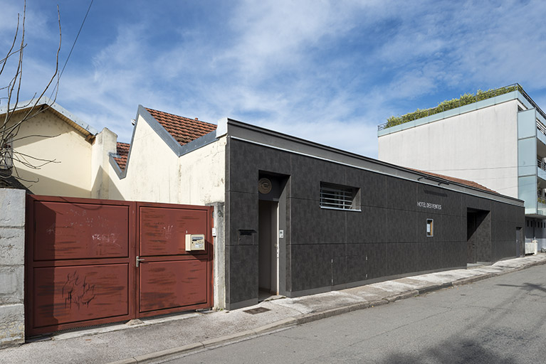 Vue de trois quarts gauche. © Jérôme Mongreville / Région Bourgogne-Franche-Comté, Inventaire du patrimoine - 2018
