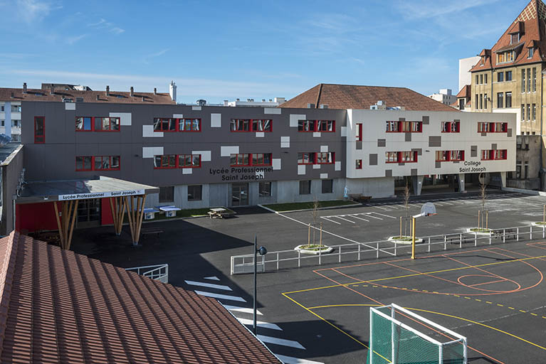 Extensions récentes du lycée. © Jérôme Mongreville / Région Bourgogne-Franche-Comté, Inventaire du patrimoine - 2018