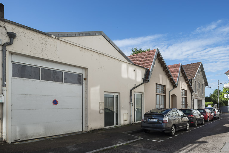 Façades postérieures (rue Klein). © Jérôme Mongreville / Région Bourgogne-Franche-Comté, Inventaire du patrimoine - 2018 Façades postérieures (rue Klein). © Jérôme Mongreville / Région Bourgogne-Franche-Comté, Inventaire du patrimoine - 2018