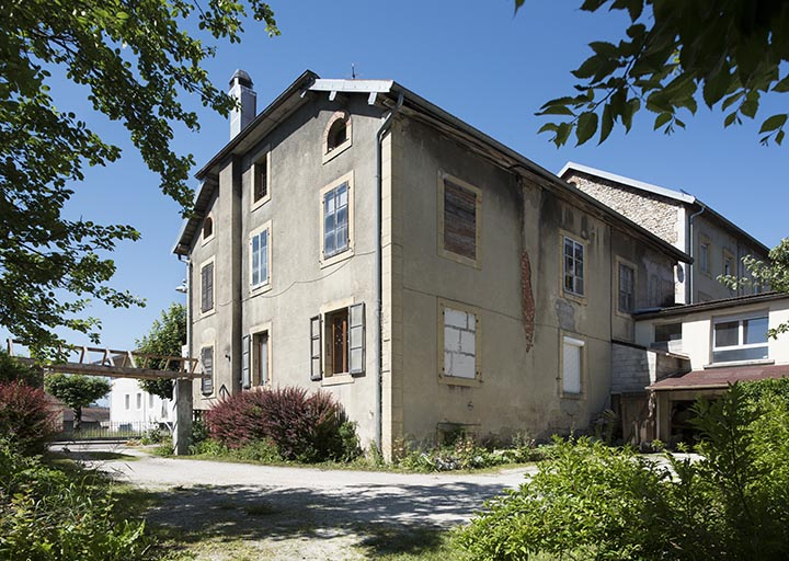 Façades postérieure et latérale droite. © Sonia Dourlot / Région Bourgogne-Franche-Comté, Inventaire du patrimoine - 2018