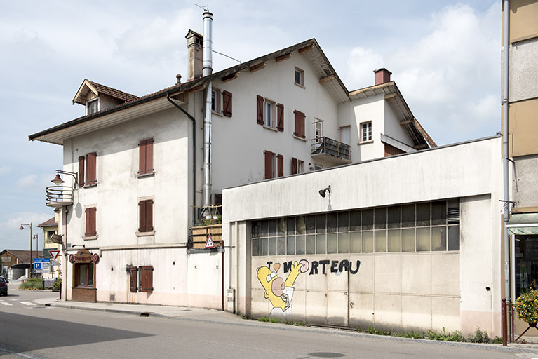 Façade latérale droite. © Sonia Dourlot / Région Bourgogne-Franche-Comté, Inventaire du patrimoine - 2018
