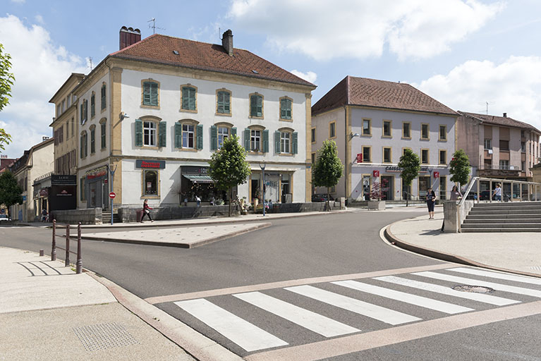 Vue d'ensemble, depuis le nord. © Sonia Dourlot / Région Bourgogne-Franche-Comté, Inventaire du patrimoine - 2018 Vue d'ensemble, depuis le nord. © Sonia Dourlot / Région Bourgogne-Franche-Comté, Inventaire du patrimoine - 2018