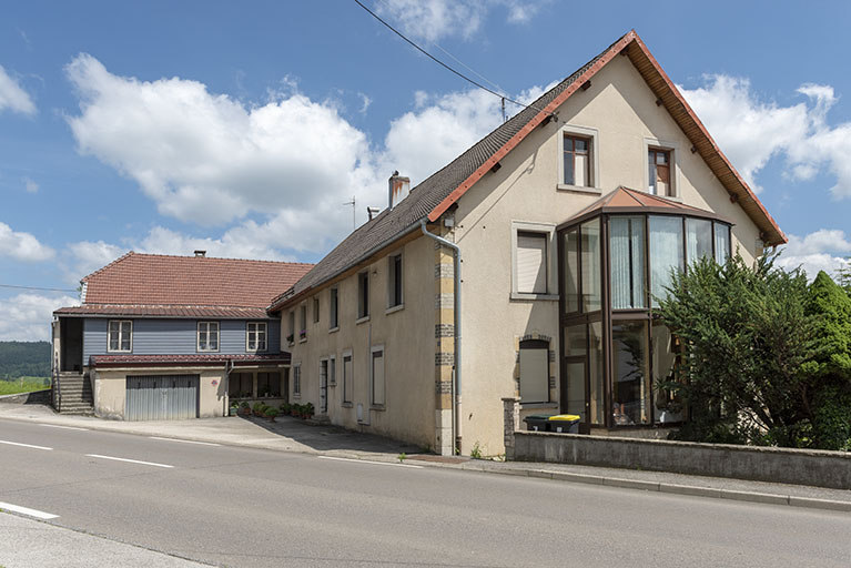 Ancien site : vue d'ensemble depuis l'ouest. © Sonia Dourlot / Région Bourgogne-Franche-Comté, Inventaire du patrimoine - 2018