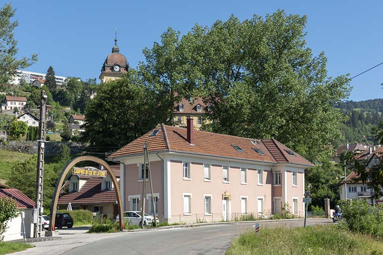 Vue d'ensemble, depuis le sud. © Sonia Dourlot / Région Bourgogne-Franche-Comté, Inventaire du patrimoine - 2018
