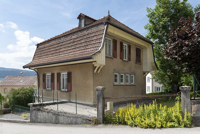 Façades postérieure et latérale droite. © Sonia Dourlot / Région Bourgogne-Franche-Comté, Inventaire du patrimoine - 2018