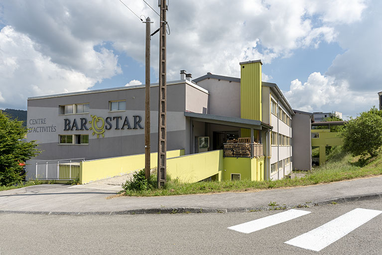 1er bâtiment (à gauche) et 2e (à droite), vus du nord. © Sonia Dourlot / Région Bourgogne-Franche-Comté, Inventaire du patrimoine - 2018