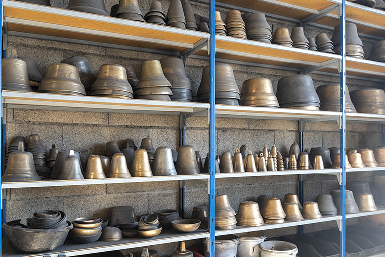 Fabrication du moule : les modèles. © Sonia Dourlot / Région Bourgogne-Franche-Comté, Inventaire du patrimoine - 2018