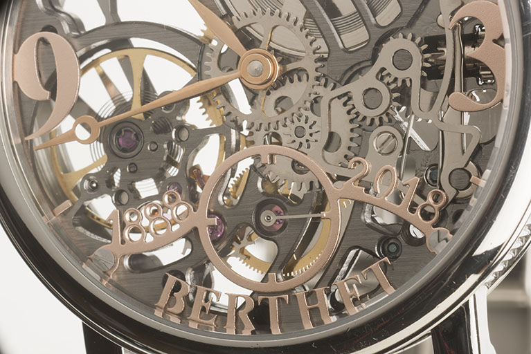 Cadran : inscriptions et cadran des secondes. © Sonia Dourlot / Région Bourgogne-Franche-Comté, Inventaire du patrimoine - 2018