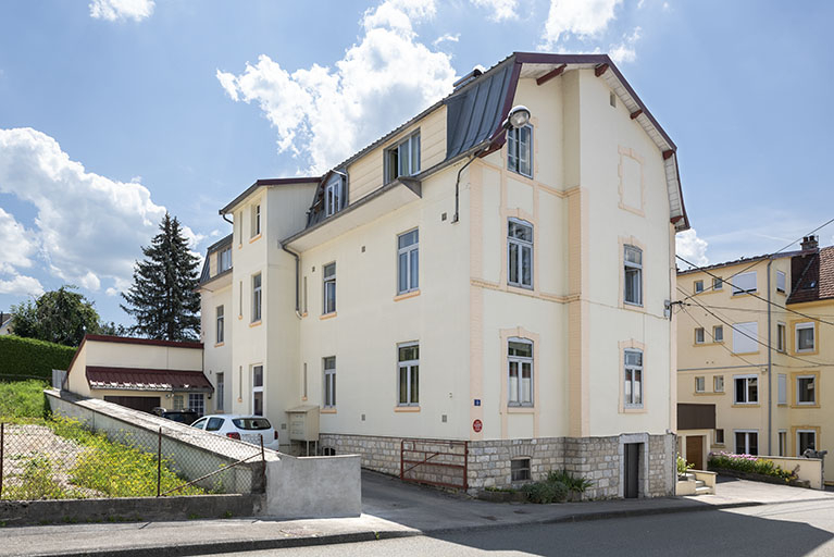 Façades postérieure et latérale gauche. © Sonia Dourlot / Région Bourgogne-Franche-Comté, Inventaire du patrimoine - 2018