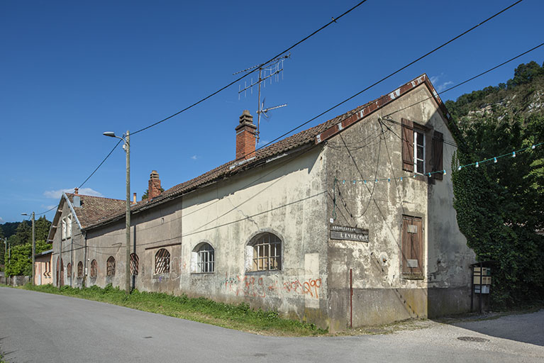 Bâtiments de la faïencerie (magasin ?). © Jérôme Mongreville / Région Bourgogne-Franche-Comté, Inventaire du patrimoine - 2018
