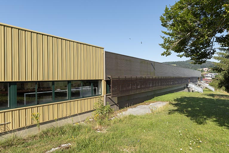Façade postérieure, vue en enfilade. © Sonia Dourlot / Région Bourgogne-Franche-Comté, Inventaire du patrimoine - 2018