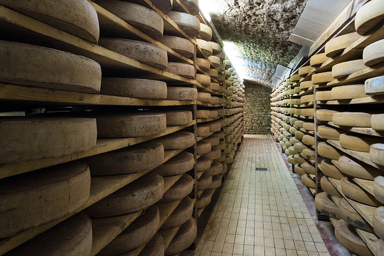Cave d'affinage au nord. © Sonia Dourlot / Région Bourgogne-Franche-Comté, Inventaire du patrimoine - 2018