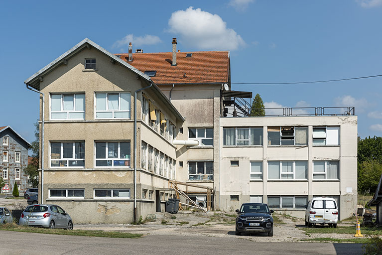 Deuxième usine : façade latérale droite. © Sonia Dourlot / Région Bourgogne-Franche-Comté, Inventaire du patrimoine - 2018