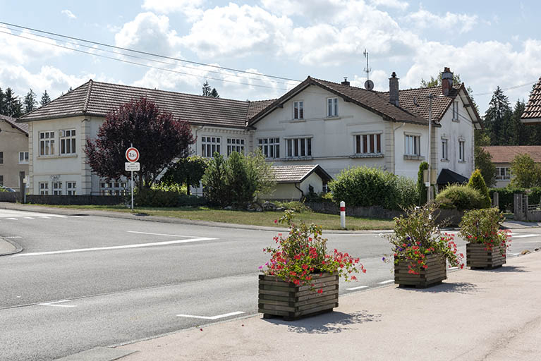 Site d'origine : vue d'ensemble, depuis le nord. © Sonia Dourlot / Région Bourgogne-Franche-Comté, Inventaire du patrimoine - 2018