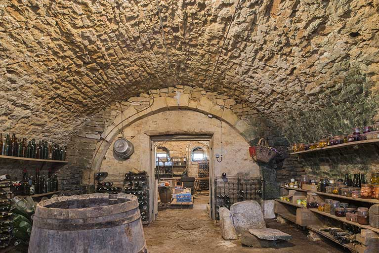 La cave voutée, vue générale. © Jérôme Mongreville / Région Bourgogne-Franche-Comté, Inventaire du patrimoine - 2018