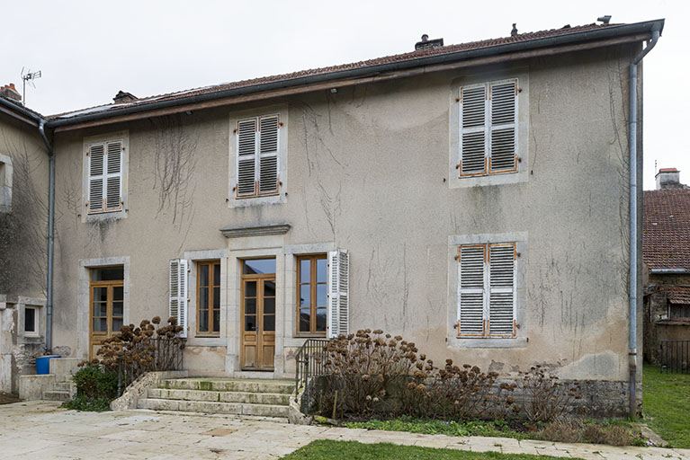 Façade postérieure, vue générale. © Jérôme Mongreville / Région Bourgogne-Franche-Comté, Inventaire du patrimoine - 2018