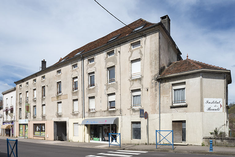Ancienne gendarmerie, située rue François Mitterrand. © Jérôme Mongreville / Région Bourgogne-Franche-Comté, Inventaire du patrimoine - 2018