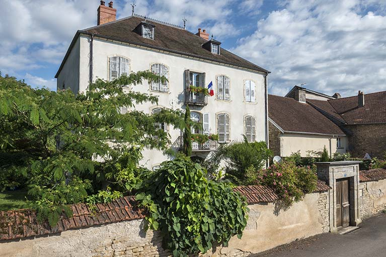 Vue de trois-quart. © Jérôme Mongreville / Région Bourgogne-Franche-Comté, Inventaire du patrimoine - 2018 Vue de trois-quart. © Jérôme Mongreville / Région Bourgogne-Franche-Comté, Inventaire du patrimoine - 2018