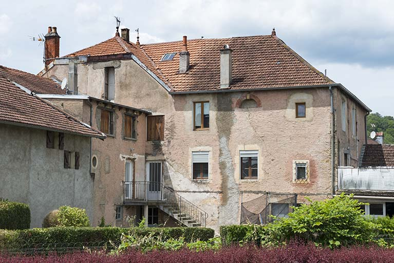 Élévation depuis la rue de la Motte. © Jérôme Mongreville / Région Bourgogne-Franche-Comté, Inventaire du patrimoine - 2018 Élévation depuis la rue de la Motte. © Jérôme Mongreville / Région Bourgogne-Franche-Comté, Inventaire du patrimoine - 2018