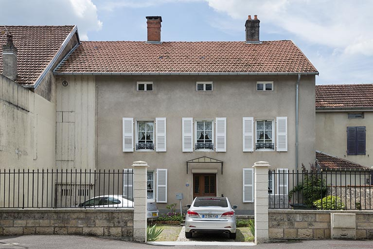 Maison n°34. © Jérôme Mongreville / Région Bourgogne-Franche-Comté, Inventaire du patrimoine - 2018 Maison n°34. © Jérôme Mongreville / Région Bourgogne-Franche-Comté, Inventaire du patrimoine - 2018