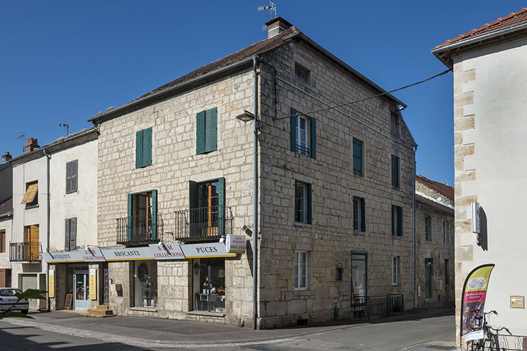 Élévation sur la rue Armand Paulmard. © Jérôme Mongreville / Région Bourgogne-Franche-Comté, Inventaire du patrimoine - 2018 Élévation sur la rue Armand Paulmard. © Jérôme Mongreville / Région Bourgogne-Franche-Comté, Inventaire du patrimoine - 2018