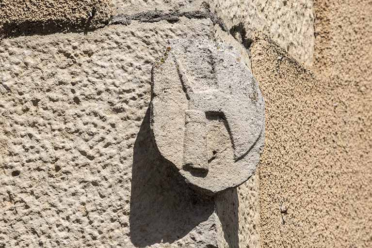 bas-relief © Jérôme Mongreville / Région Bourgogne-Franche-Comté, Inventaire du patrimoine - 2018 bas-relief © Jérôme Mongreville / Région Bourgogne-Franche-Comté, Inventaire du patrimoine - 2018