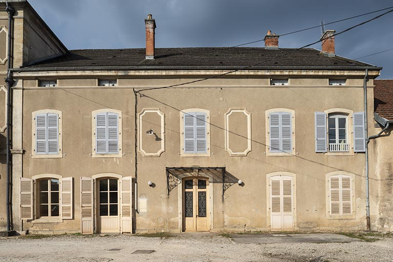 demeure © Jérôme Mongreville / Région Bourgogne-Franche-Comté, Inventaire du patrimoine - 2018 demeure © Jérôme Mongreville / Région Bourgogne-Franche-Comté, Inventaire du patrimoine - 2018