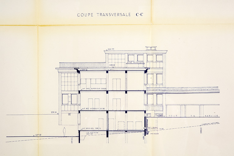 Projet de construction d’un institut de recherches à Besançon. 108. Coupes transversales [détail :] Coupe transversale C-C, 11 janvier 1958 (modifié le 25 mars 1958). © Sonia Dourlot / Région Bourgogne-Franche-Comté, Inventaire du patrimoine - 2019