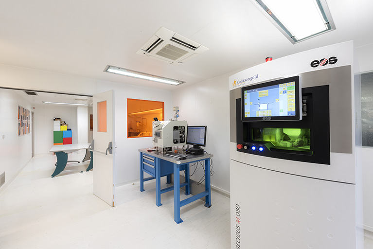 1er étage de soubassement : ancienne salle blanche (actuellement fabrication additive). © Sonia Dourlot / Région Bourgogne-Franche-Comté, Inventaire du patrimoine - 2019