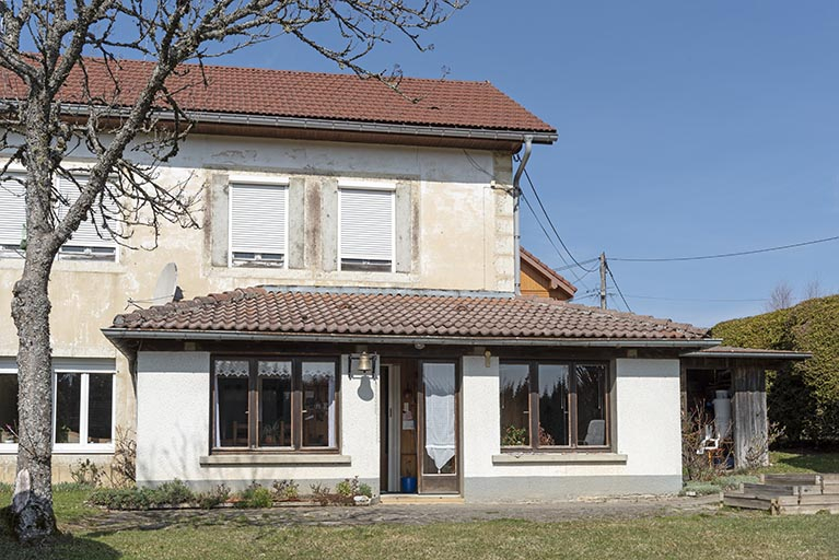 Façade postérieure : extension orientale. © Sonia Dourlot / Région Bourgogne-Franche-Comté, Inventaire du patrimoine - 2019